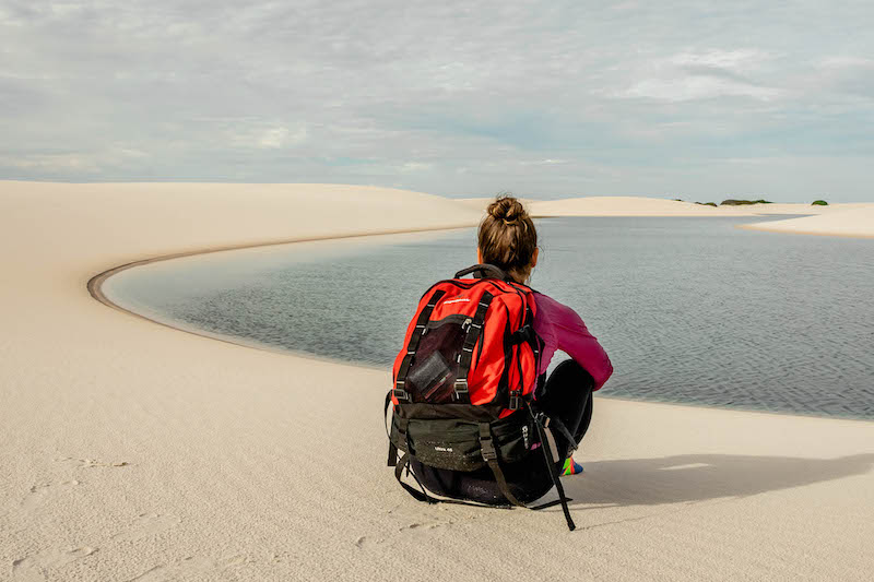 Considerado pela National Geographic um dos lugares mais bonitos do mundo para visitar em 2025, os Lençóis Maranhenses oferecem um dos trekkings mais espetaculares do planeta.